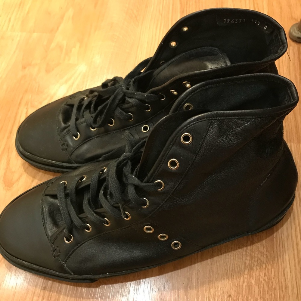 Authentic Gucci - image 2